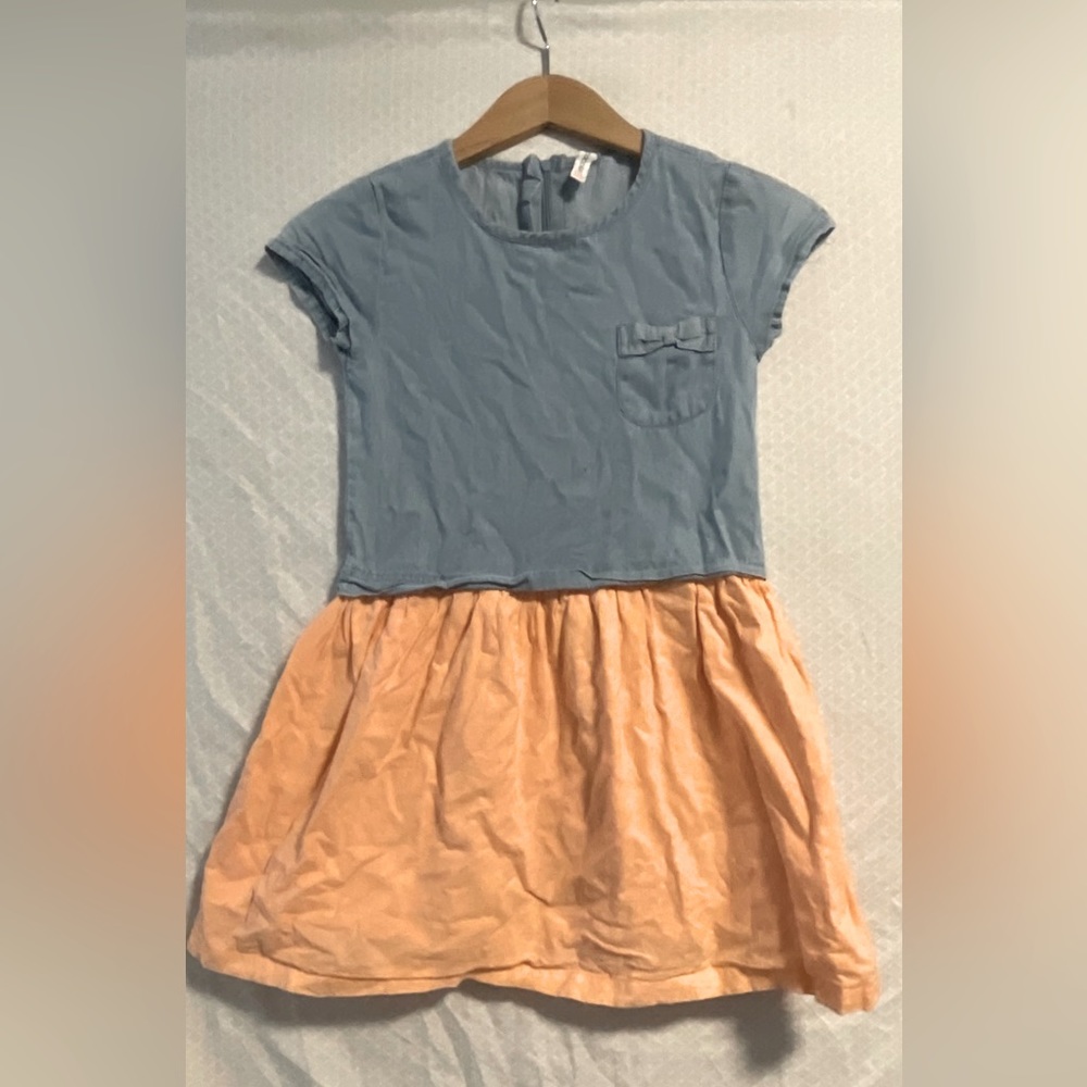 Girls coccodrillo dress size 8.